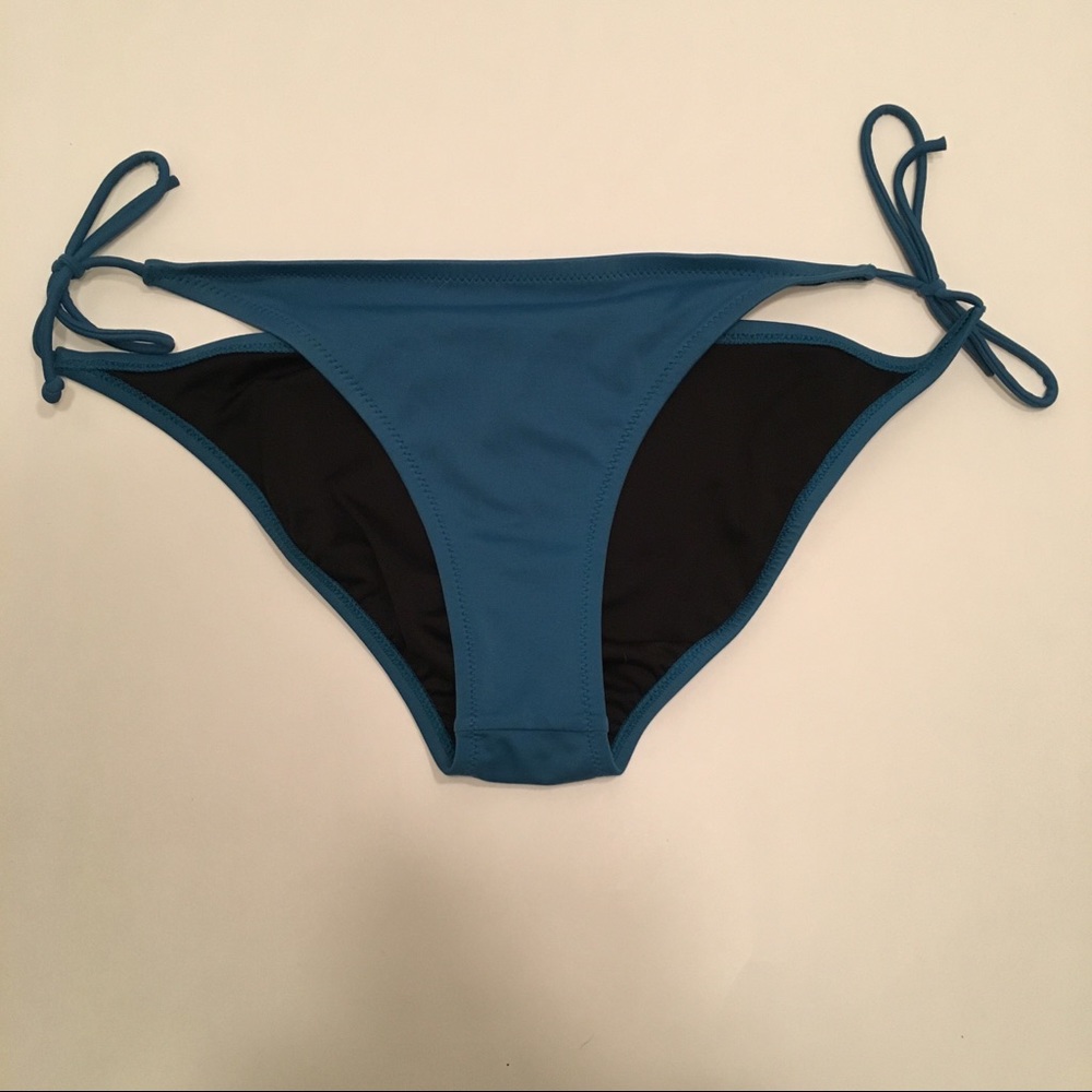 Lands End bikini bottoms size 10-12